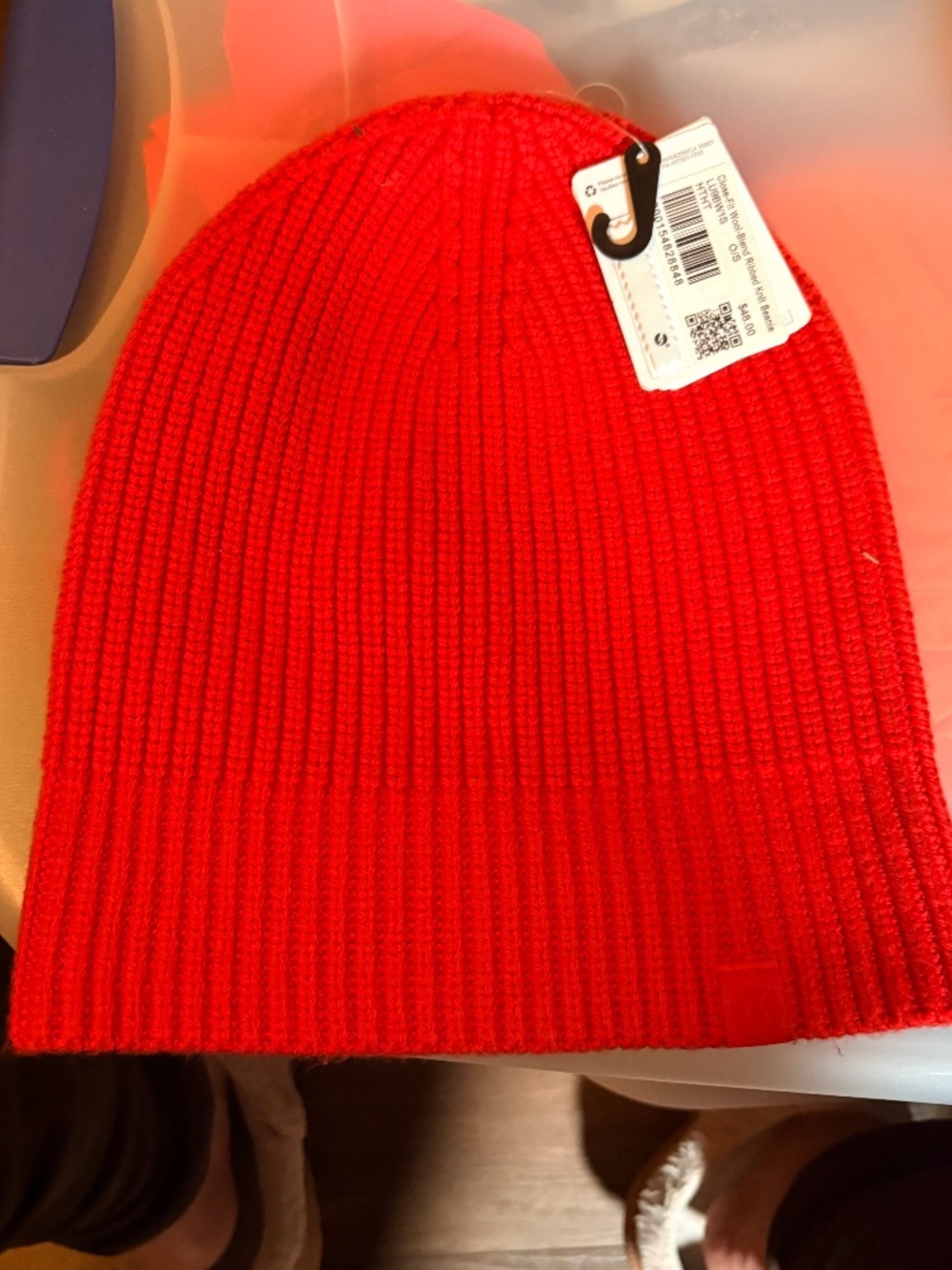 Lululemon Close Fit Wool Blend Ribbed Knit Beanie NWT Color Hot Heat O/S